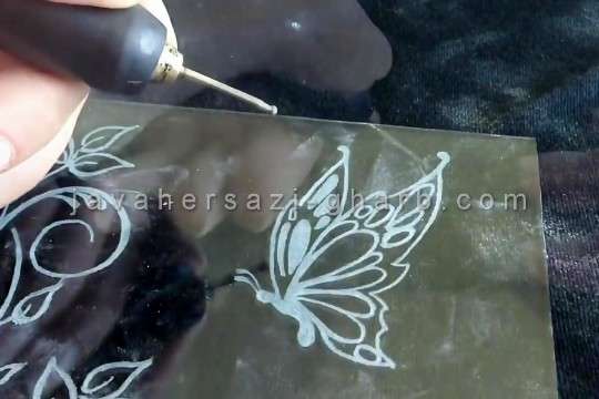 آموزش حکاکی روی شیشه